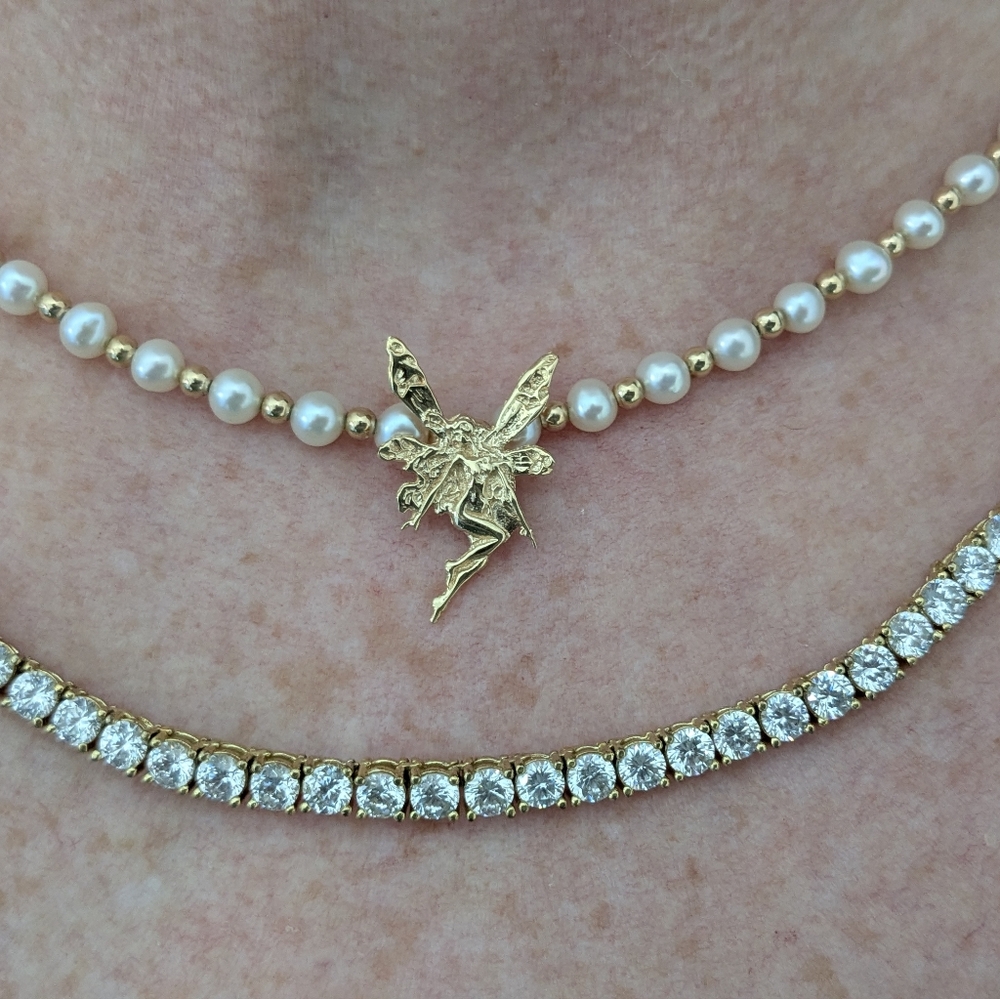 14k Yellow Gold Beaded Pearl Necklace With Fairy Pendant - Picture 8 of 15